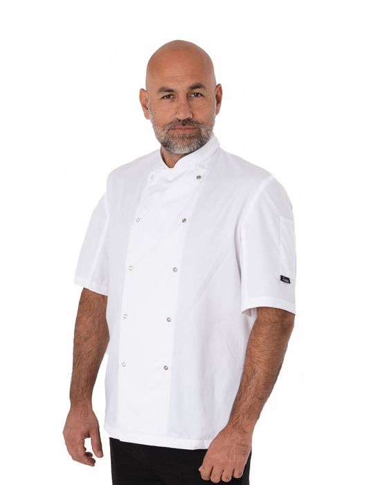 CHEFS UNIFORMS & KITCHEN ASSESSORIES